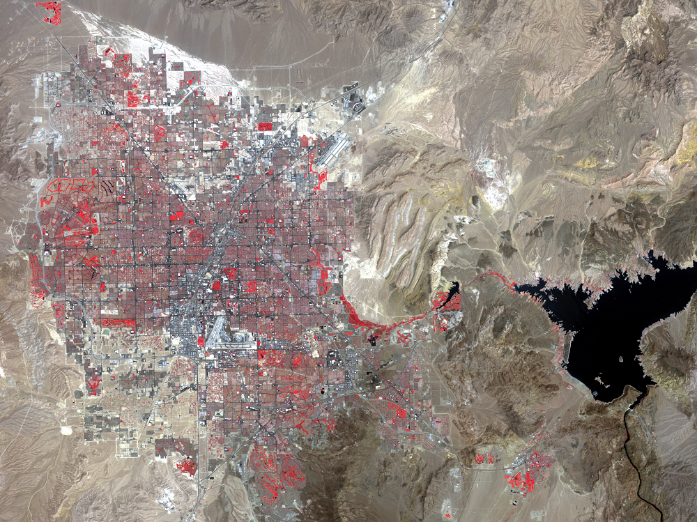 Aug. 3, 2007, Landsat 5 (path/row 39/35) — Las Vegas, Nevada, USA
