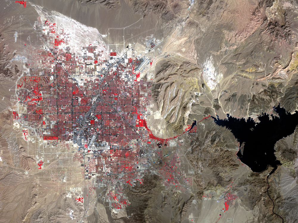 Sept. 24, 2000, Landsat 7 (path/row 39/35) — Las Vegas, Nevada, USA