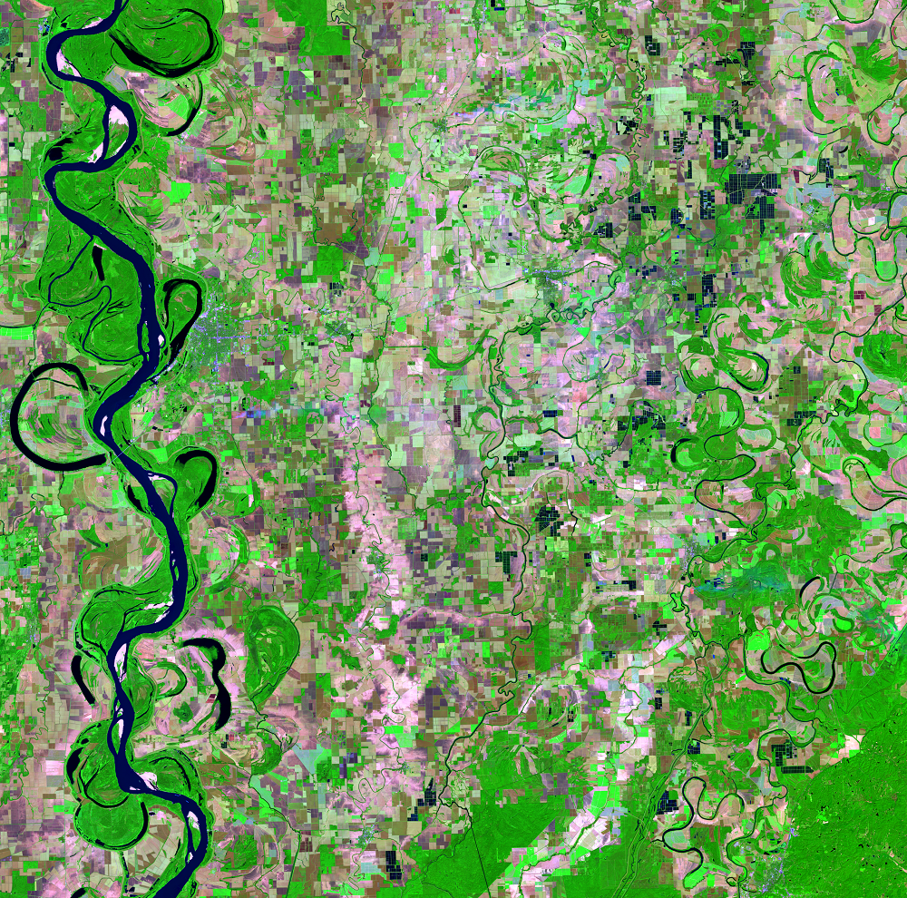 Sept. 28, 2016, Landsat 8 (path/row 23/37) — Catfish farms, Mississippi, USA