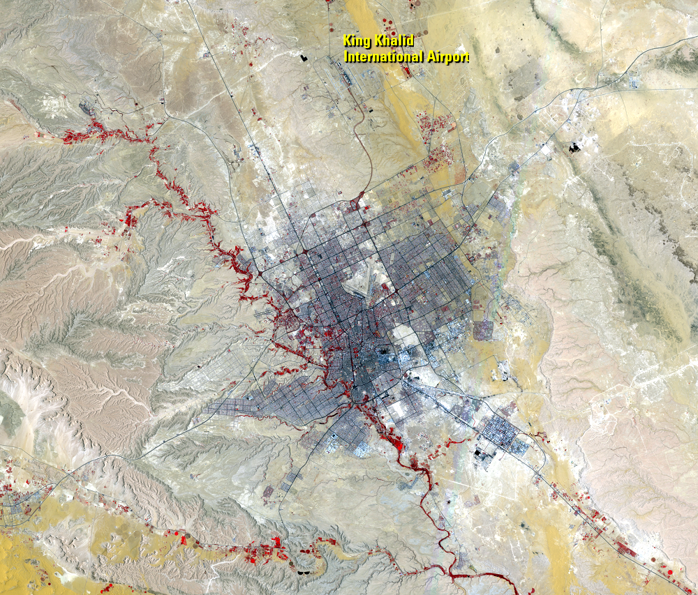 June 13 and 20, 2002, Landsat 7 (path/row 165,166/43) — Riyadh, Saudi Arabia