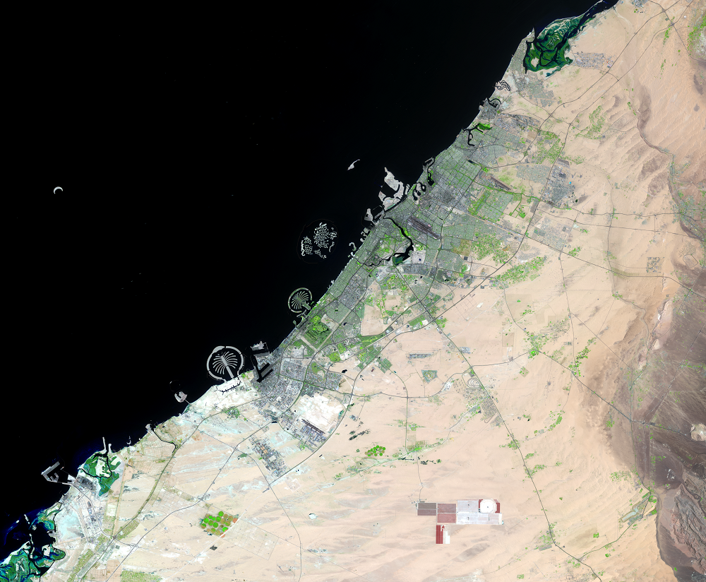 June 17, 2022, Landsat 9 (path/row 160/42,43) — Dubai, United Arab Emirates